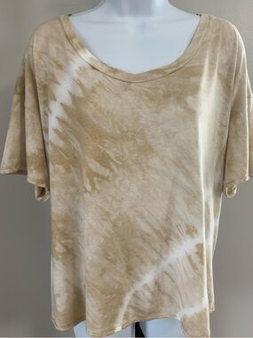 NWOT ARATTA Beige Tie-Dye Short Sleeve Scoop Neck Tee With Cross Back